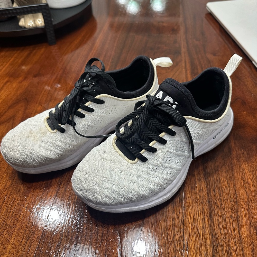 APL women Black and White Sneakers